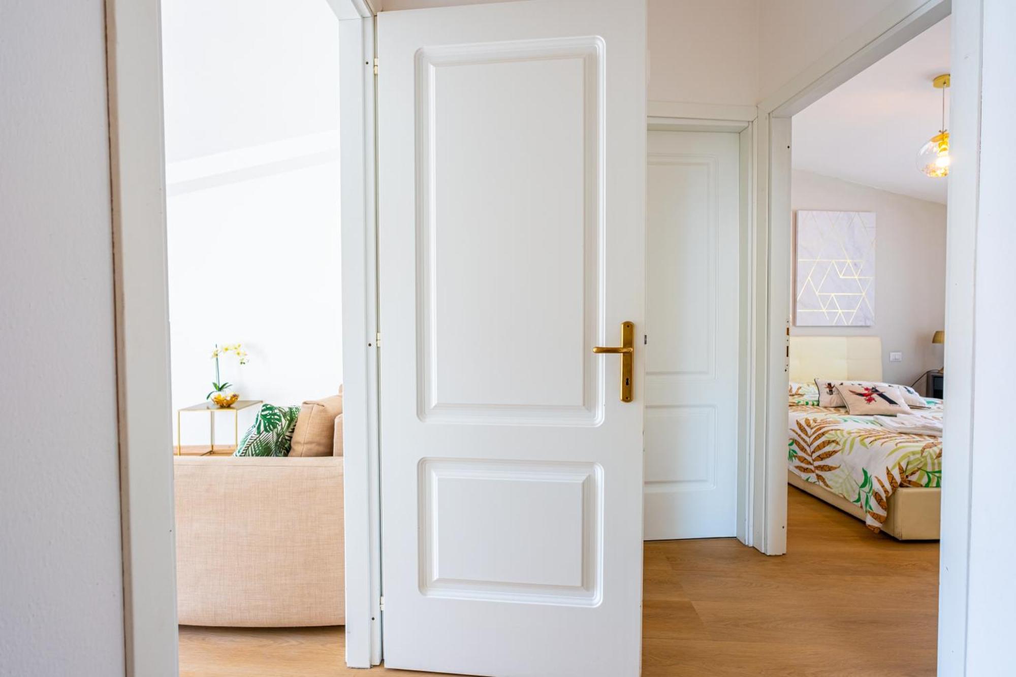 Liberty Suite กาญารี ภายนอก รูปภาพ